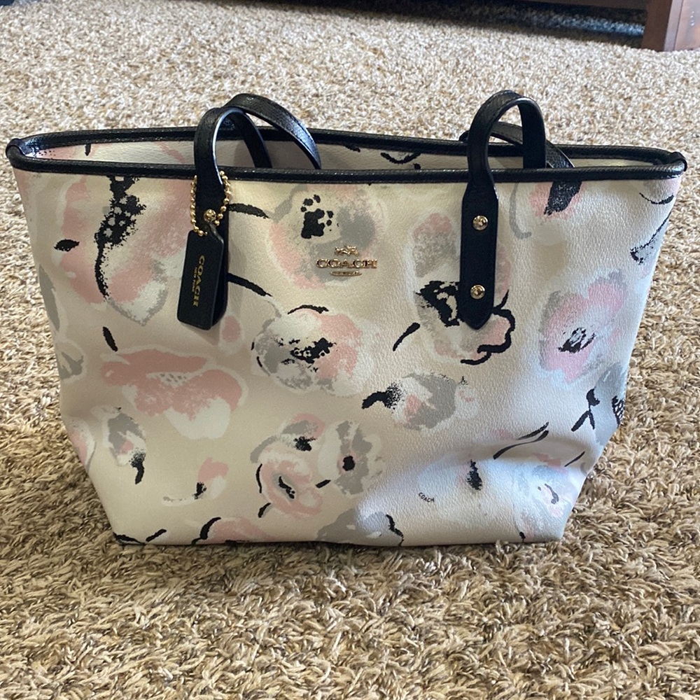 Coach Tote